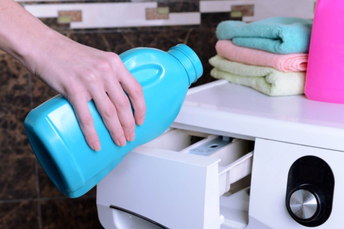 Tretí priestor práčky: čo do neho vložiť, málokto pozná jeho skutočné určenie