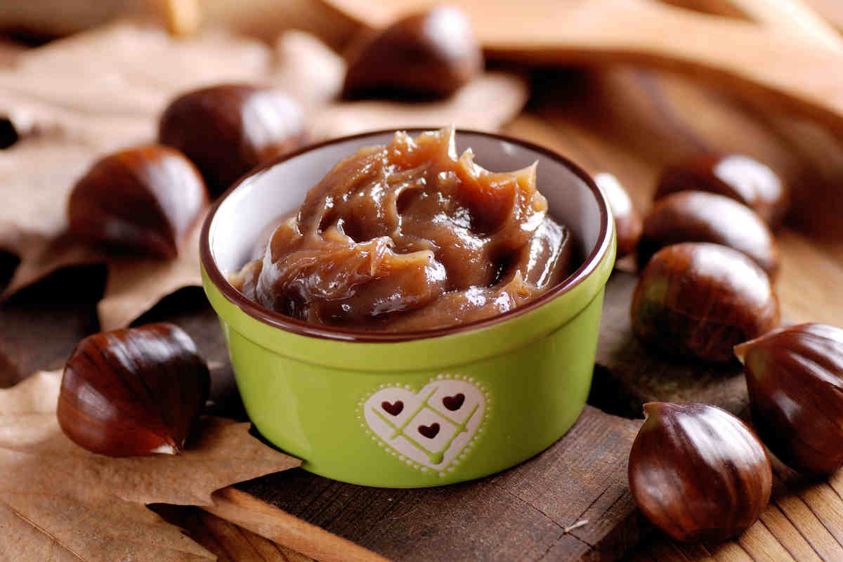 Namiesto drahých krémov použite gaštany. Prírodná cesta k krásnym nohám.