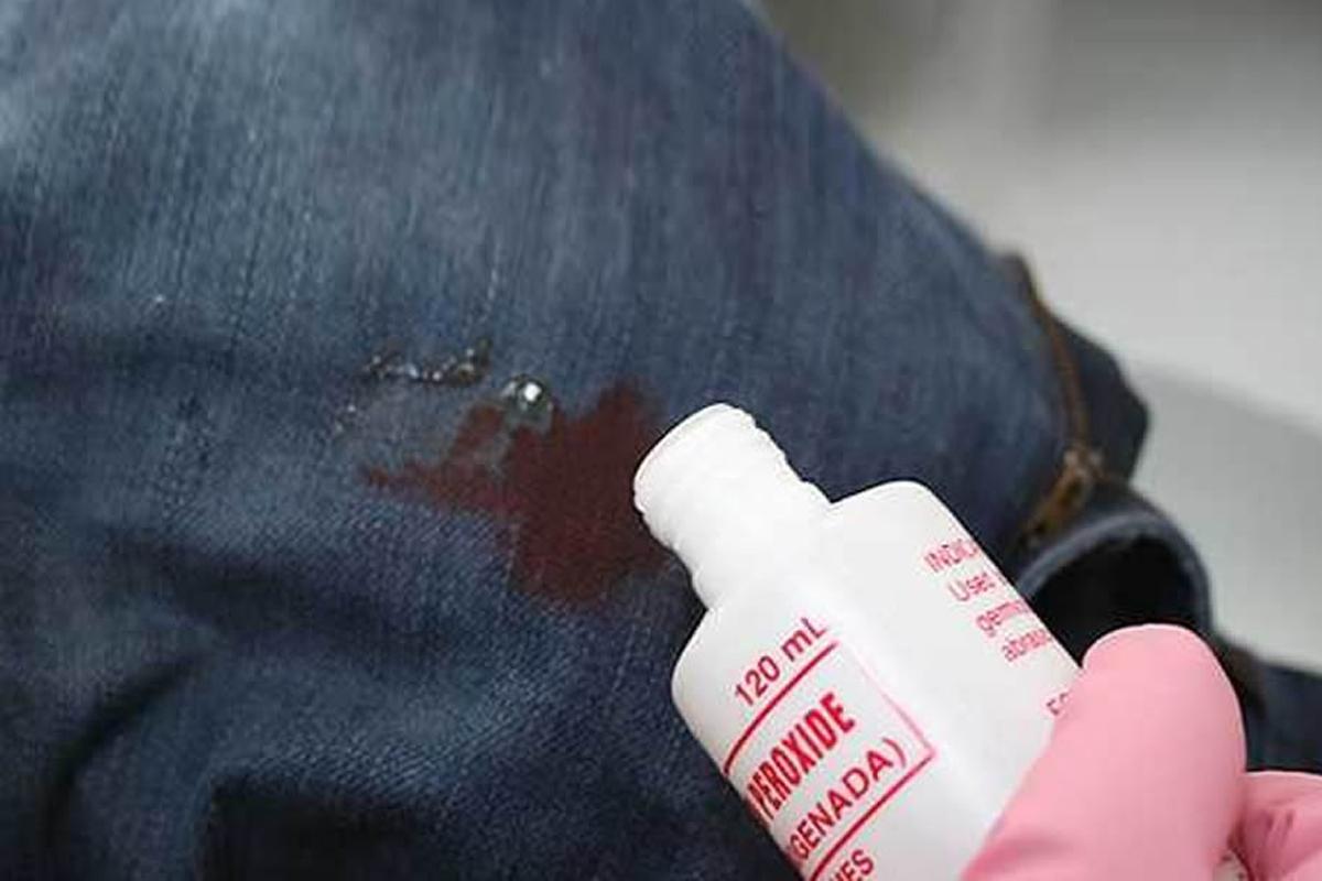 Zmiešanie čistiaceho prostriedku a peroxidu vodíka: načo je to potrebné a prečo sa to odporúča