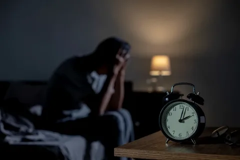 Odborníci z Harvardu vedia, ako sa vyhnúť nočnej nespavosti a zaspať za pár sekúnd.