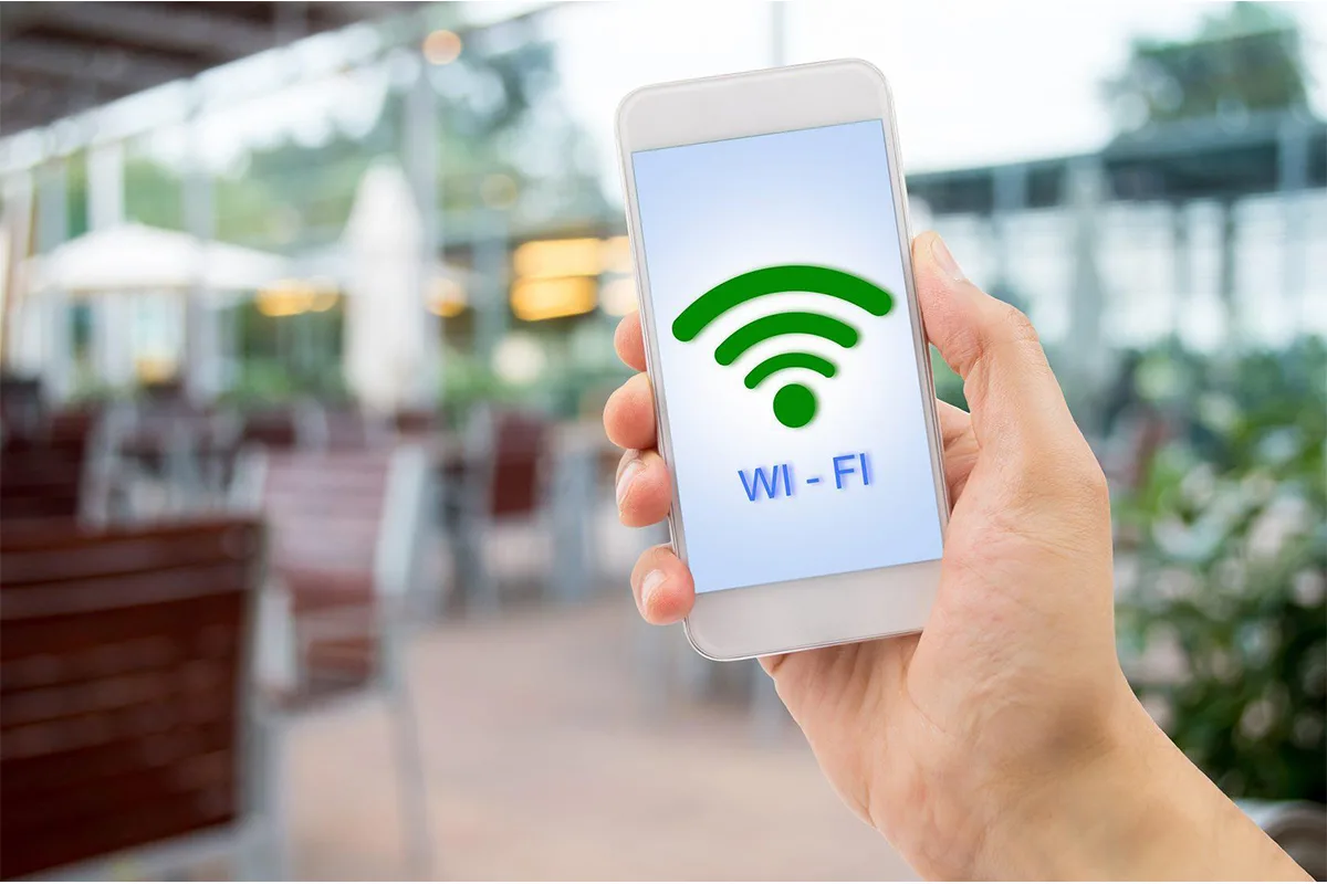 Ako zistiť, či je môj sused pripojený k mojej domácej Wi-Fi