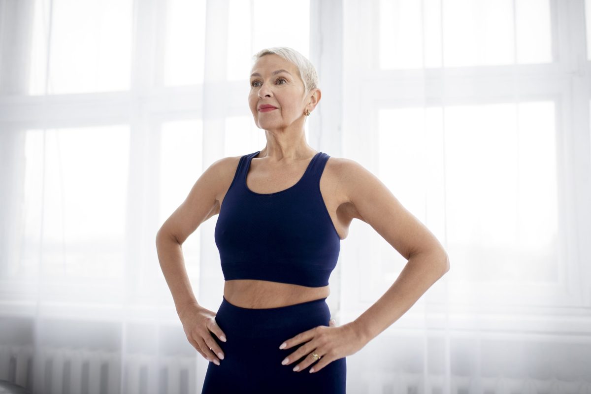 Jednoduché cvičenie, ktoré by ste mali robiť vo veku 50 rokov na zlepšenie rovnováhy