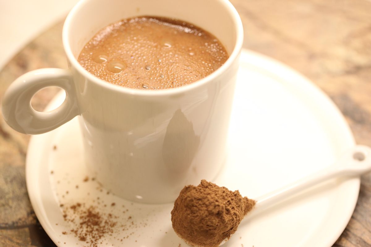 Konzumácia kakaa pred dlhým sedením môže prispieť k normálnemu fungovaniu krvných ciev