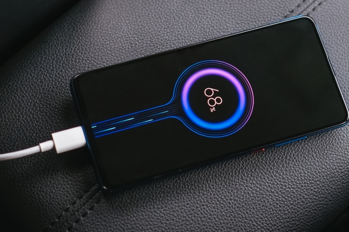 Poškodzuje rýchle nabíjanie batériu mobilného telefónu? Experiment, ktorý trval takmer 2 roky, dáva odpoveď na túto otázku