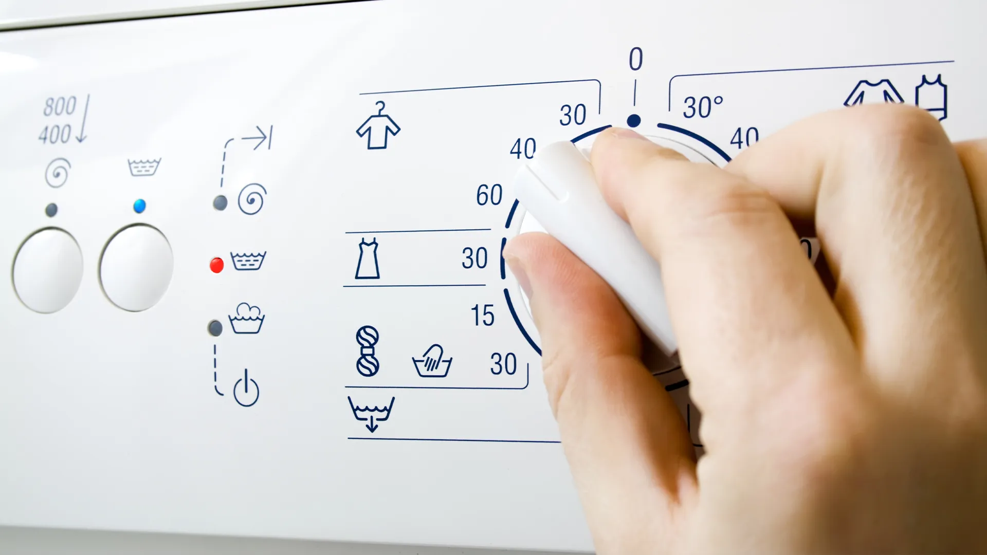 Je to najenergeticky náročnejší program v práčke. Názov môže byť zavádzajúci