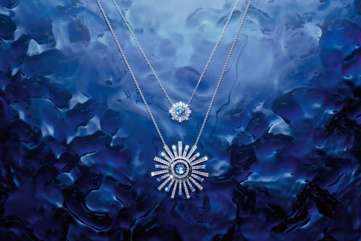 Otrasenie u výrobcu luxusných šperkov: Swarovski prepúšťa stovky zamestnancov