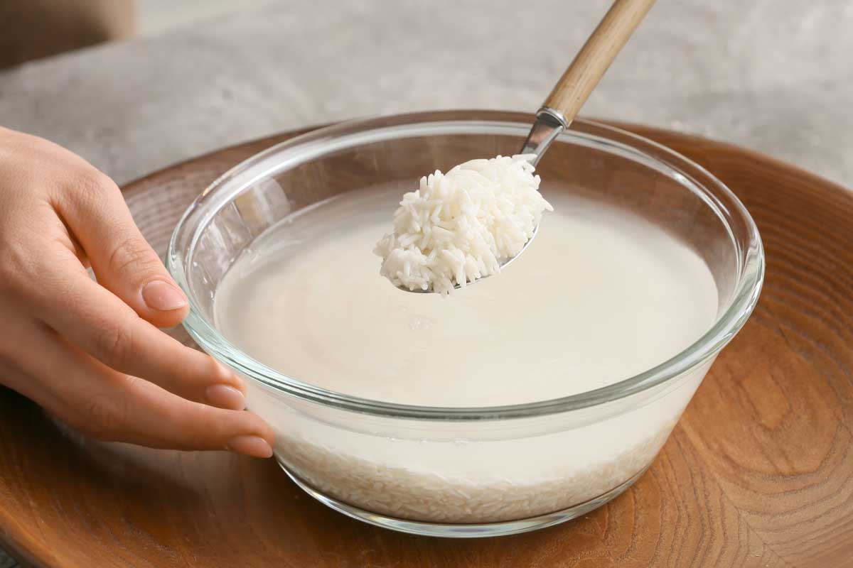 Zalej orchideu a bude rásť ako bláznivá. Stačí jedna ingrediencia