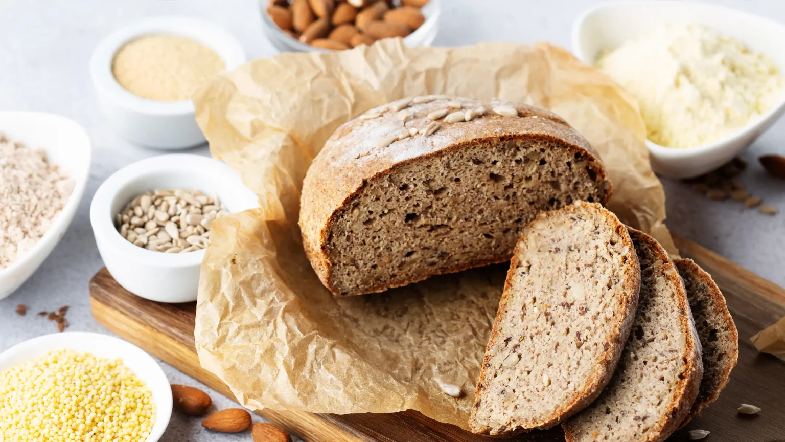 Keto chlieb bez sacharidov? Zistite, akú múku si vybrať!
