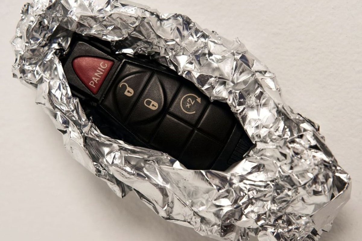 Je to neuveriteľné, ale je to fakt: čoraz viac vodičov balí svoje kľúče od auta do hliníkovej fólie – je to zaujímavý dôvod, o ktorom by ste sa mali čo najskôr dozvedieť.