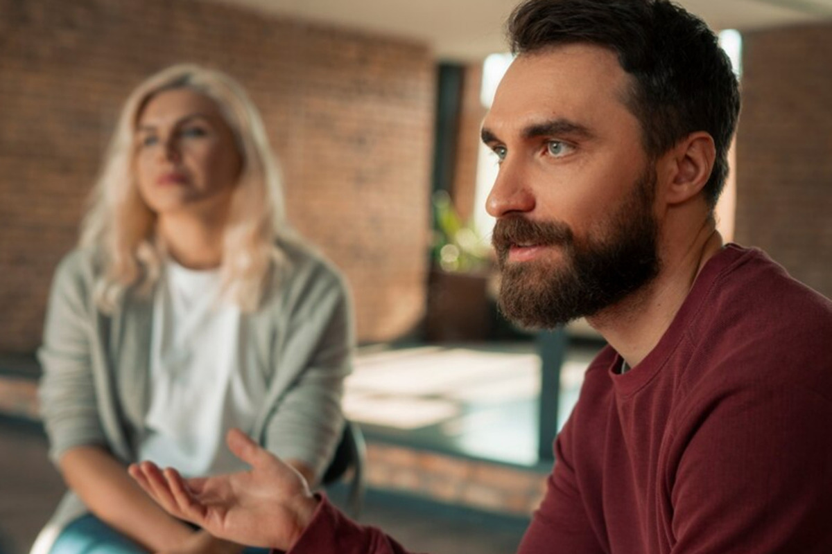 Ako povedať ostatným, aby sa nestarali do cudzích vecí: 10 fráz, ktoré používajú inteligentní ľudia