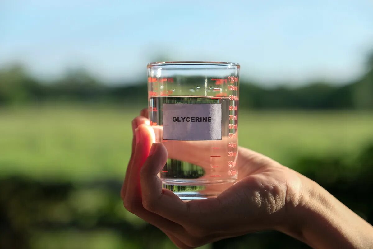 Pridajte lyžicu prípravku do vody na umývanie a vaše okná budú žiariť čistotou celú zimu