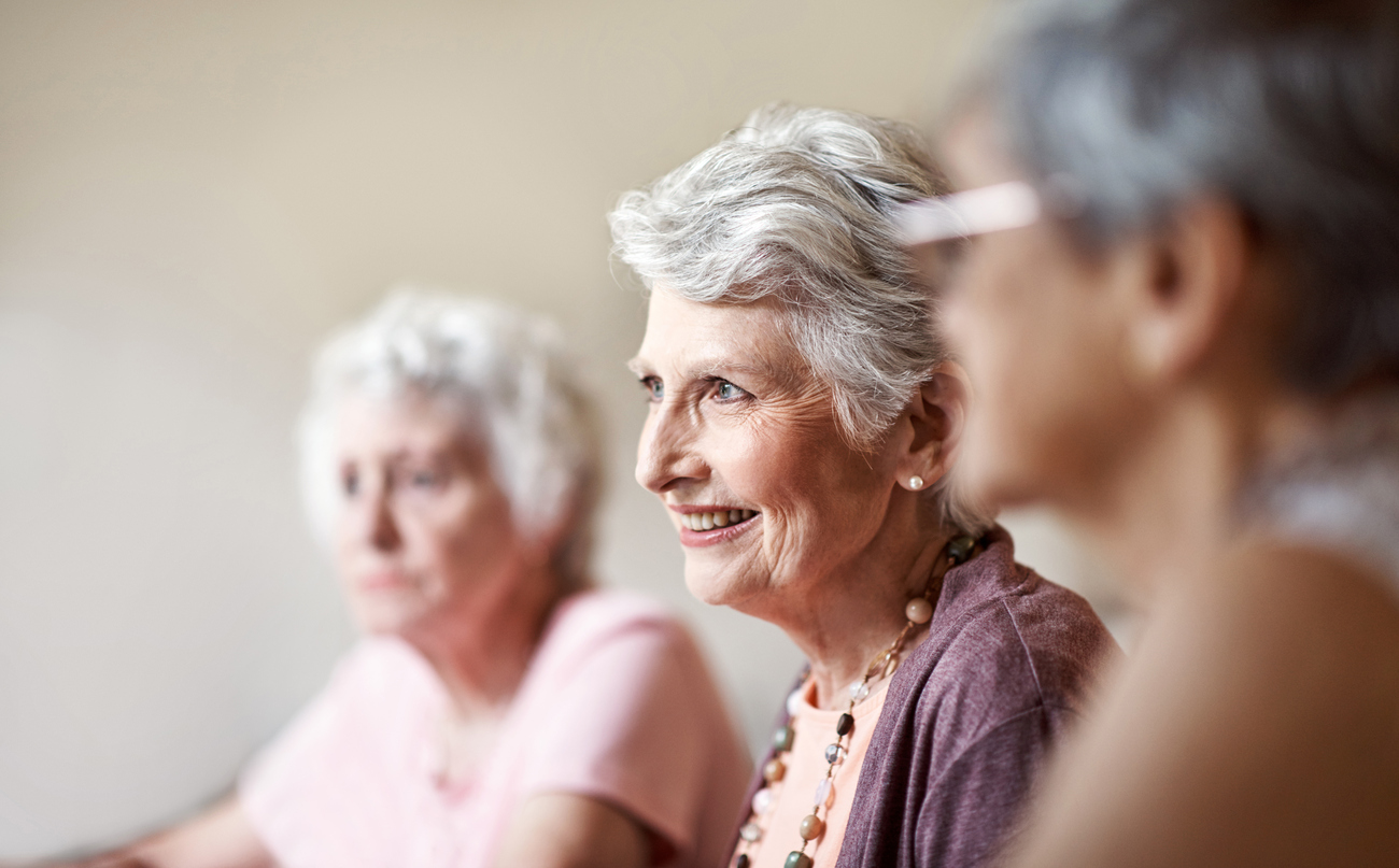 6 starých návykov, ktorých sa ľudia vo veku 60-70 rokov nechcú vzdať a ktoré ich robia šťastnejšími ako mladých milovníkov technológií