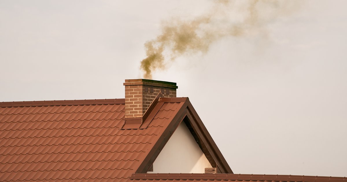 Koľko peliet je potrebných na nahradenie jednej tony uhlia? Toto porovnanie obráti vykurovaciu sezónu naruby