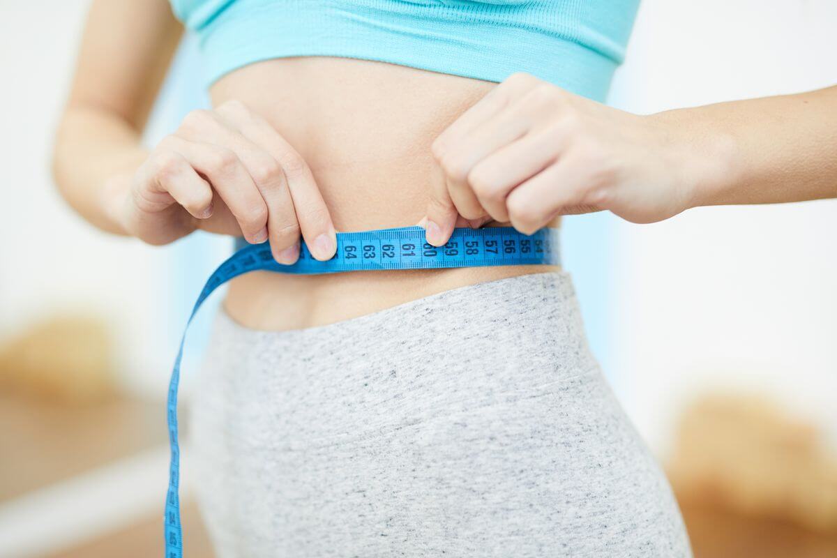 Vedci objavili, ako imunitný systém spomaľuje úbytok tuku