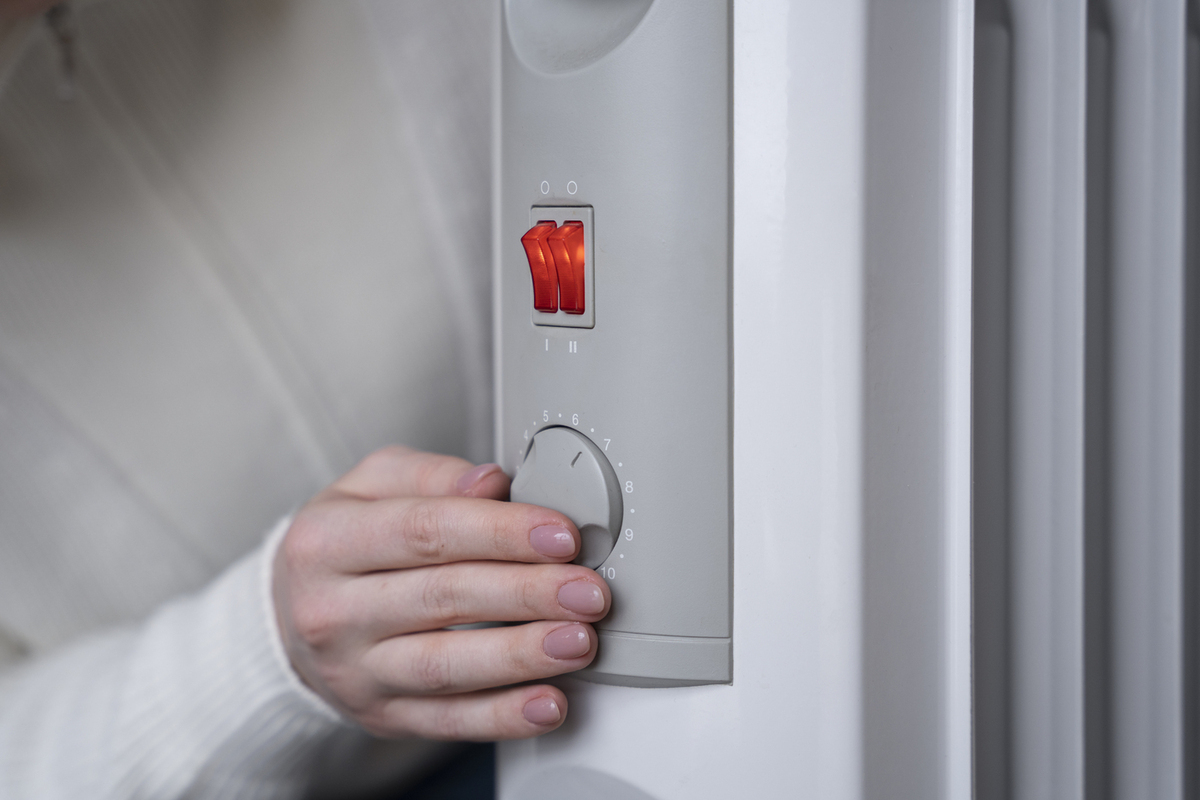 Je lepšie zapínať a vypínať kúrenie alebo ho nechať zapnuté na minimálny výkon?