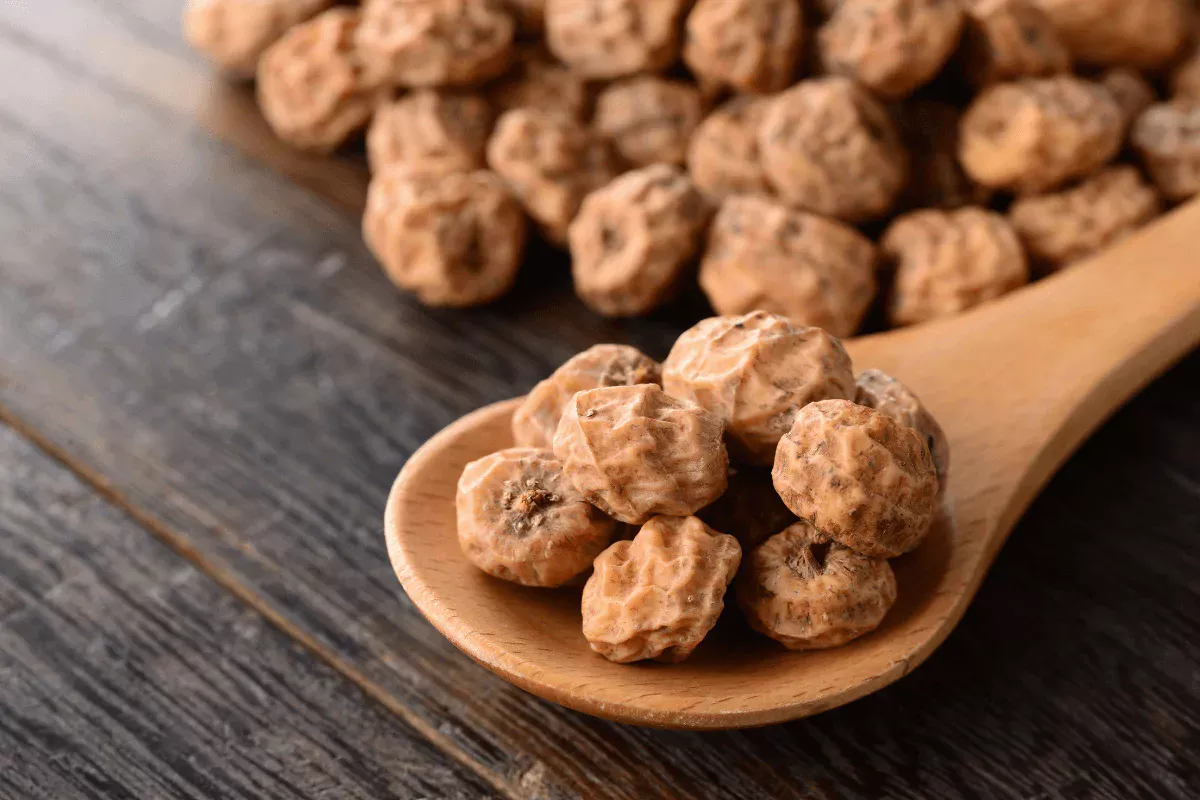 Orechy rastú pod zemou a sú zdrojom vlákniny a mastných kyselín. Sú ideálne ako desiata, pretože nemajú veľa kalórií.
