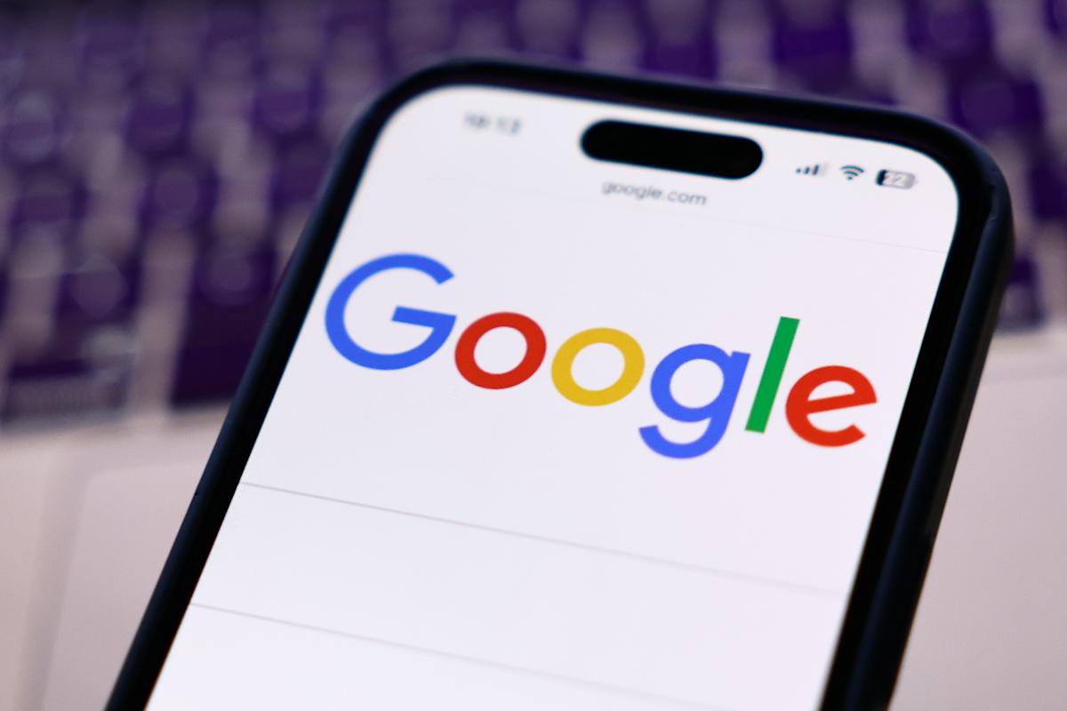 Google začne zdieľať všetky vaše správy s vašimi nadriadenými