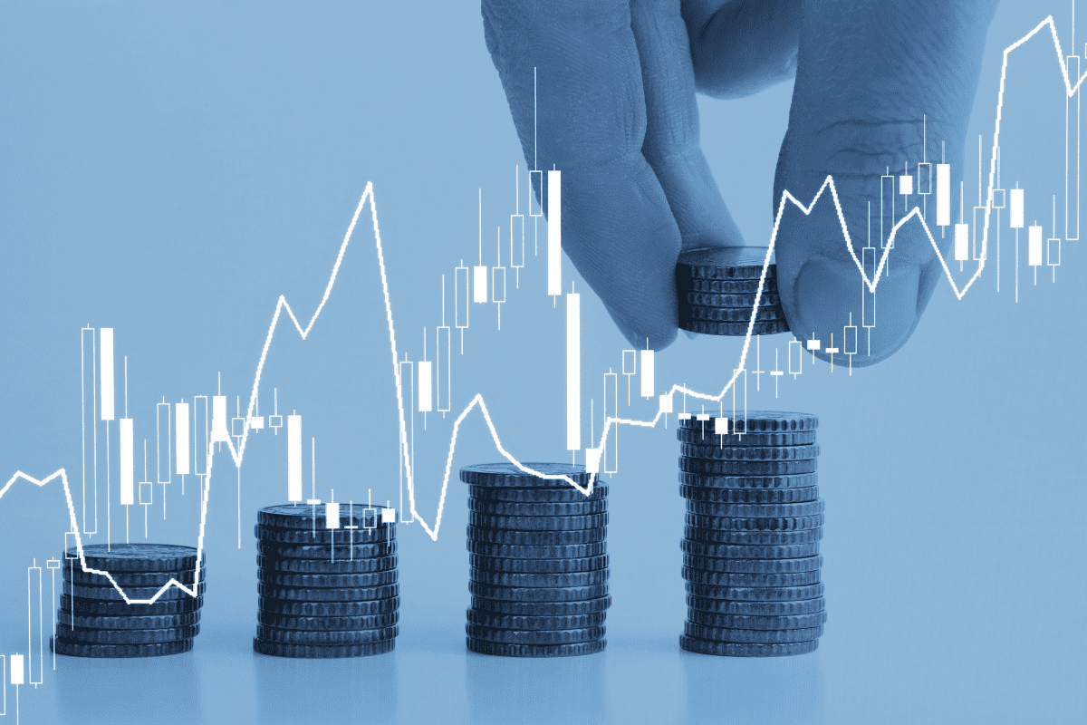 Investičný expert o tom, aké chyby robíme s peniazmi: „Najväčším nepriateľom človeka pri investovaní sme my sami.“