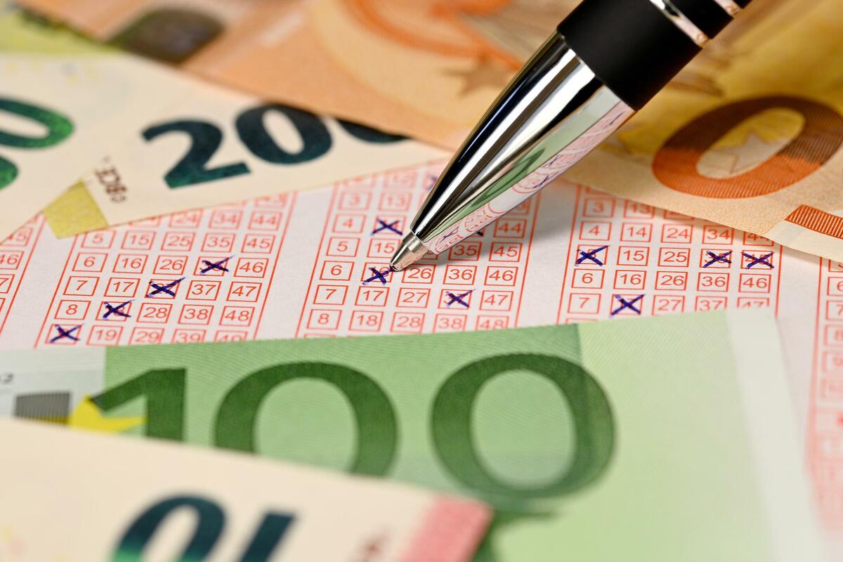 Finančný poradca: „Toto by som urobil s každou výhrou v vianočnej lotérii“