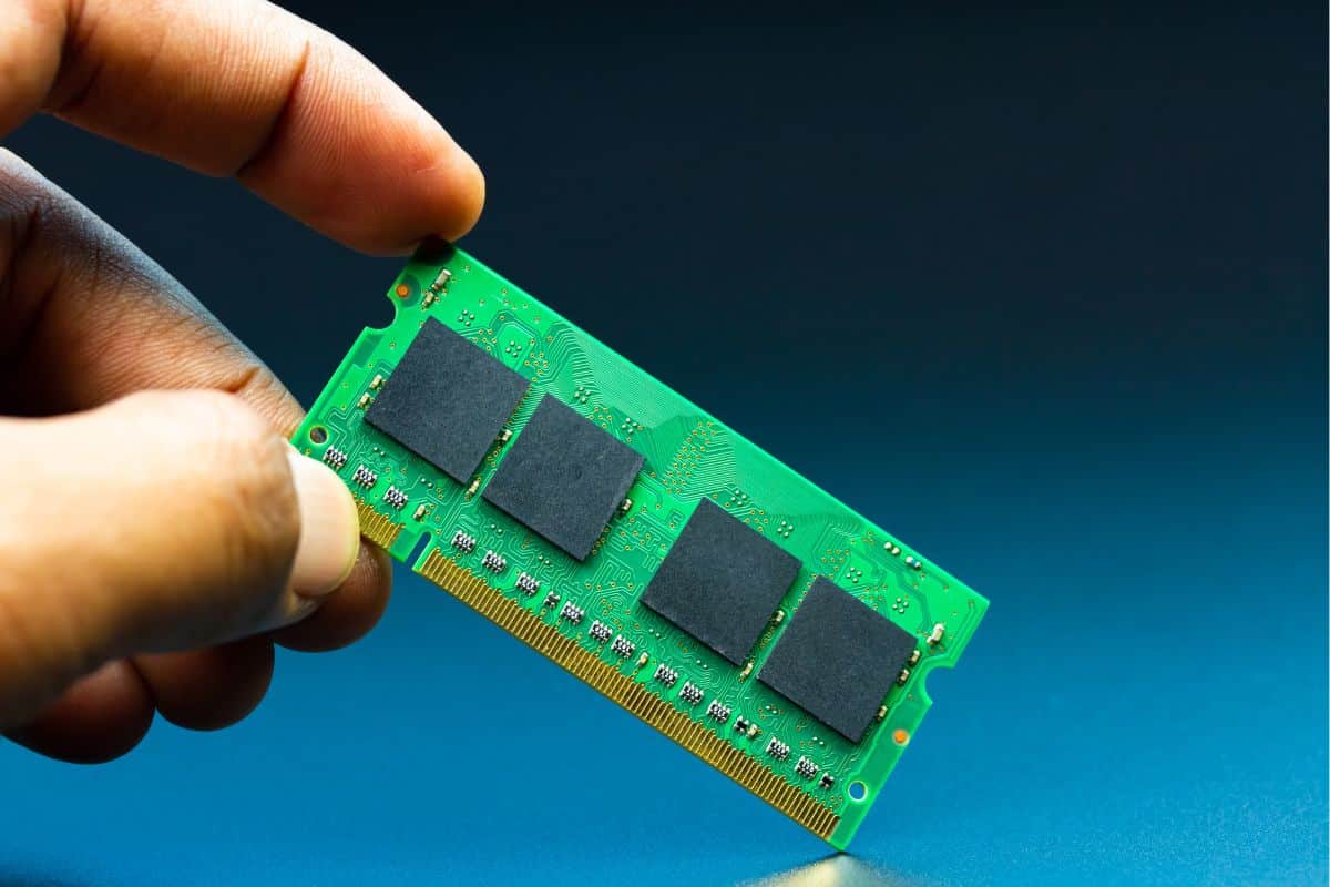 S prudkým rastom cien operačnej pamäte RAM budú ceny mobilných telefónov rýchlo rásť. Staré riešenie môže zabrániť katastrofe