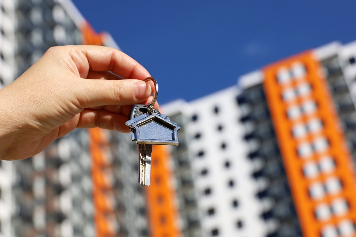 Ekonóm, ktorý predpovedal krízu v roku 2008: „8 z 10 nájomcov bude vždy nájomcami, pretože nemajú nádej zdediť bývanie, čo je ich jediná možnosť stať sa vlastníkom.“