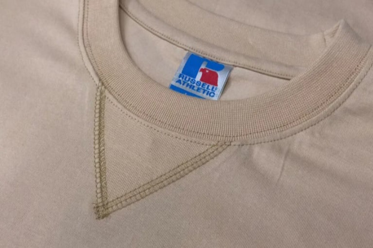 Málokto vie, načo slúži trojuholník na svetroch