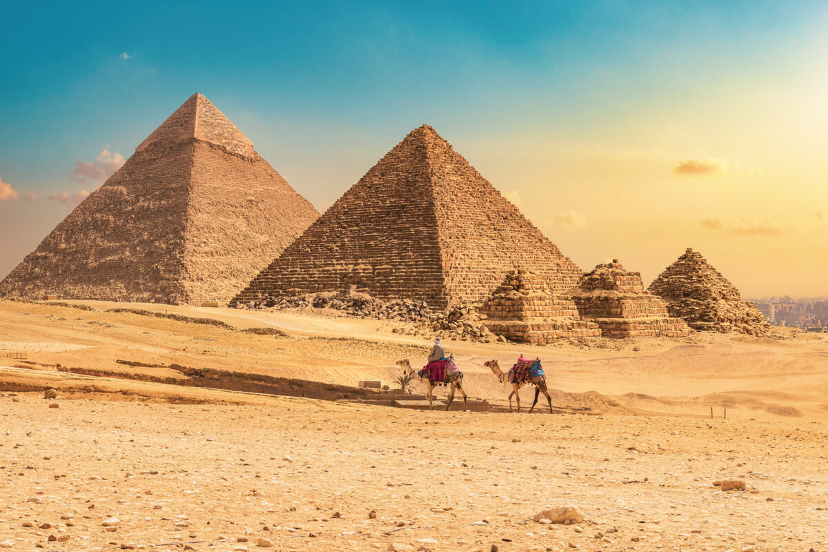 Egyptské pyramídy neboli postavené tak, ako sa predtým predpokladalo: technika, ktorá prekvapila archeológov