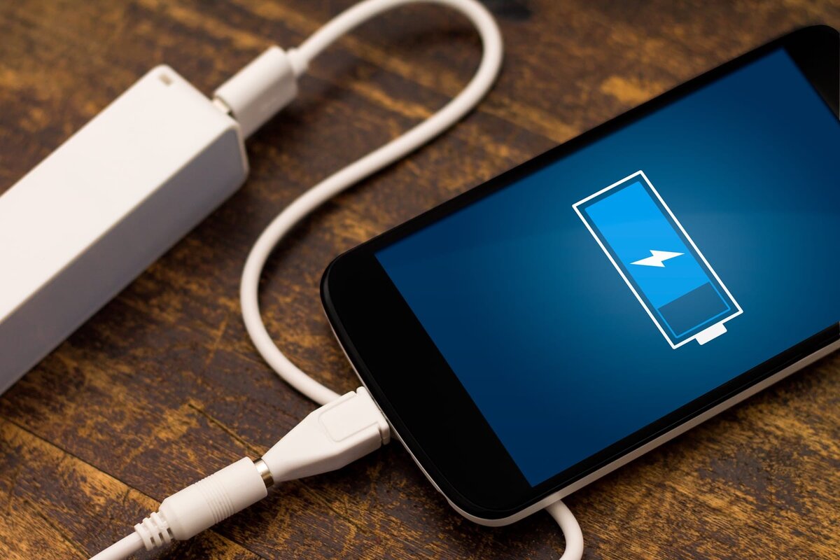 Je lepšie nabíjať mobilný telefón postupne alebo úplne?: Apple, Samsung a Google odpovedajú